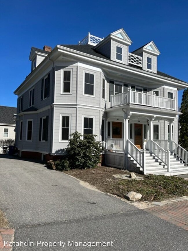 Foto del edificio - 3 br, 1.5 bath House - 41 Beacon Street