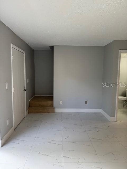 Foto del edificio - 3003 Bough Ave