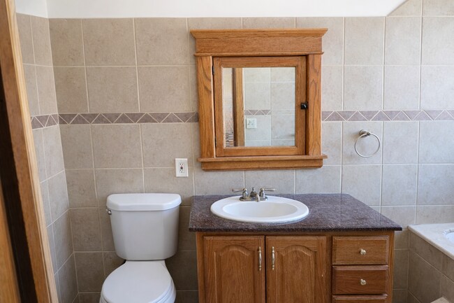 Foto del edificio - 1950 N Kimball Ave