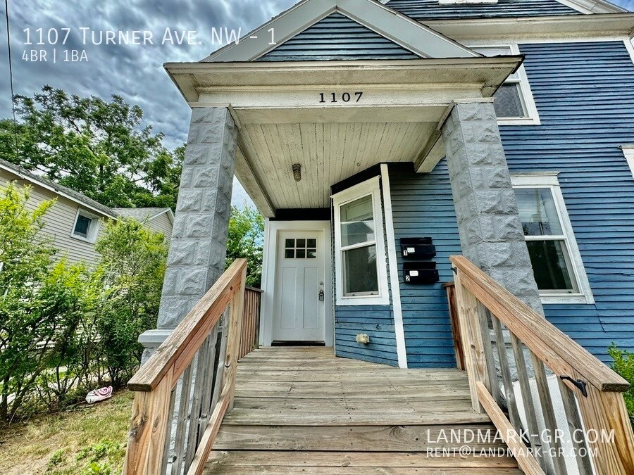 Primary Photo - COMPLETE RENOVATION- 4 bed / 1 bath on Gra...