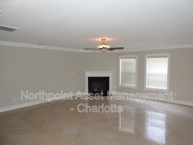 Building Photo - 4115 Rosefield Ct