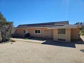 Building Photo - 2768 Country Club Rd