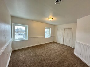 Building Photo - 155 E Wisconsin Ave