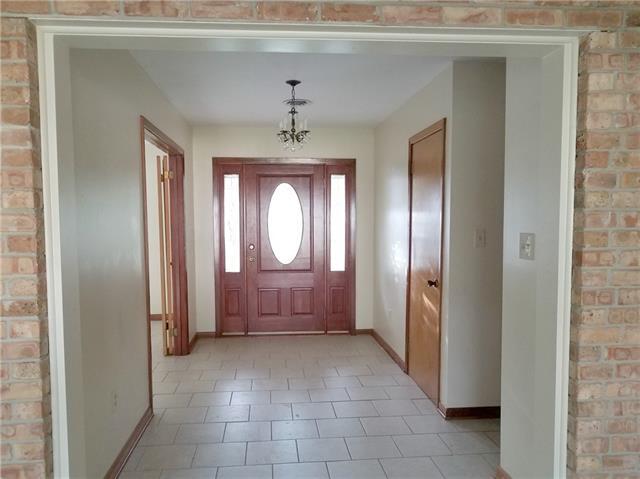 Building Photo - 326 W Beach Pkwy