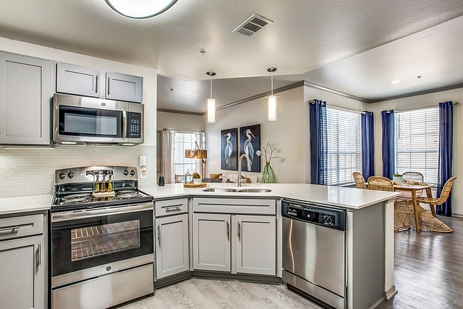 Building Photo - Anthem Valley Ranch