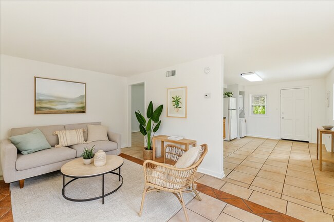 Foto del edificio - 2 Bedroom Close to Campus
