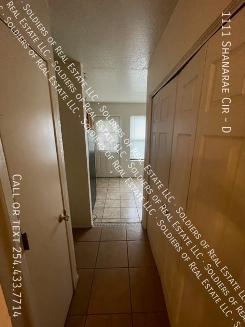 Building Photo - 1111 Shanarae Cir