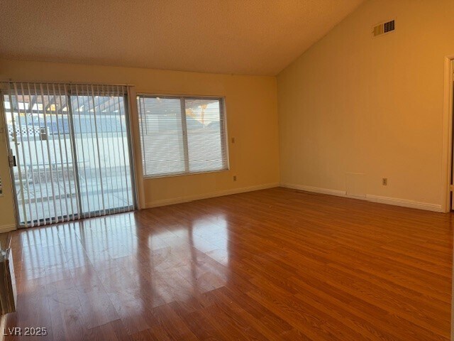 Foto del edificio - 3912 Irongate Ct