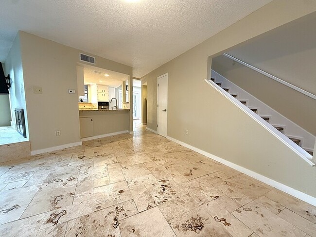 Building Photo - 3-2.5-2 Town home on the Historic Bricks of Camp Bowie