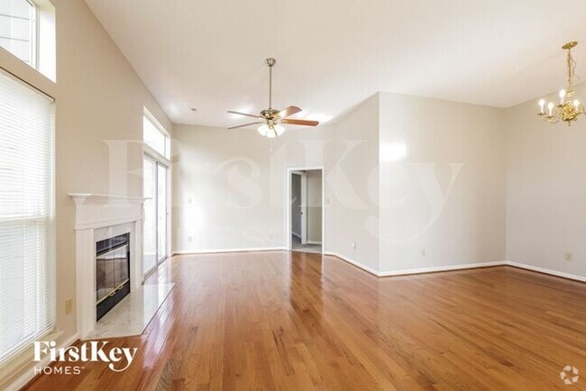 Building Photo - 3105 Denhem Ct