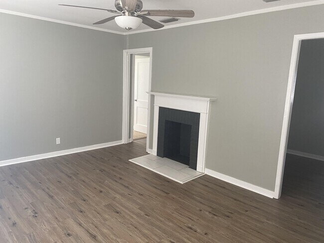 Building Photo - 2502 Taylor Ave