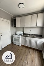 Building Photo - 313 E Jersey St
