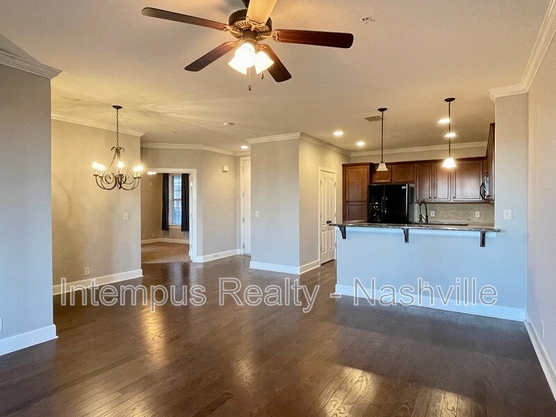 Photo - 307 Seven Springs Way