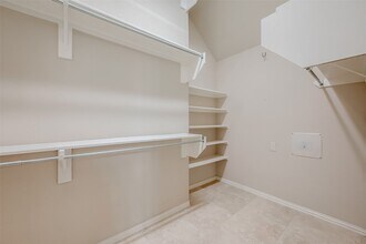 Building Photo - 7206 Spring Meadow Ln