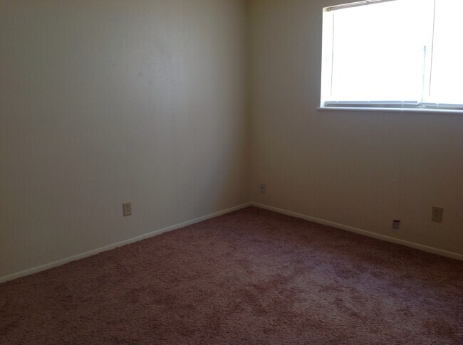 Building Photo - 3505 Adenmor Ct
