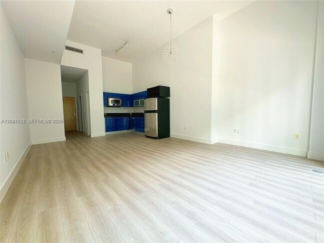Foto del edificio - 253 NE 2nd St