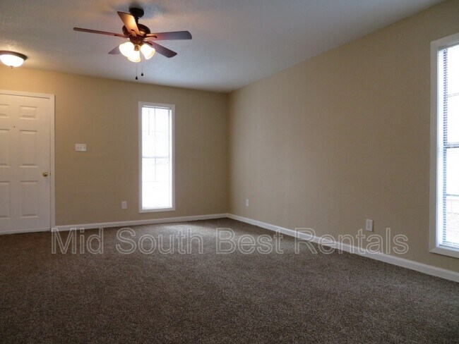 Building Photo - 3900 Brandy Ave