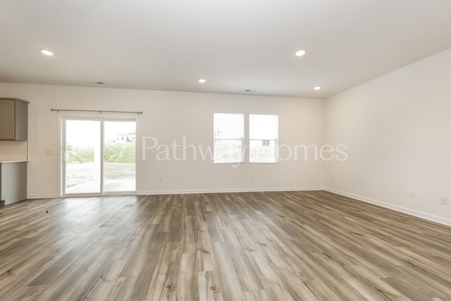 Building Photo - 3833 Kindler Ct