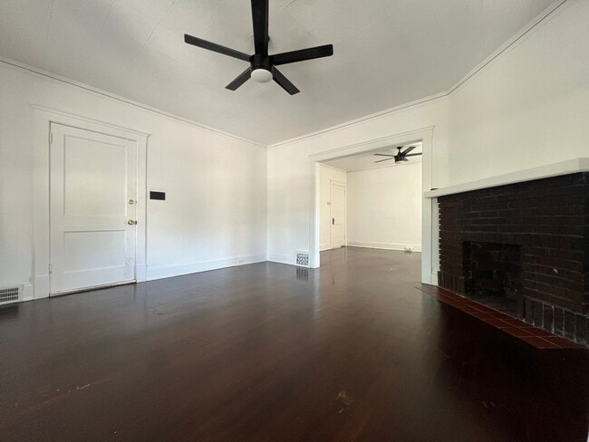 Building Photo - 1285 Cook Ave