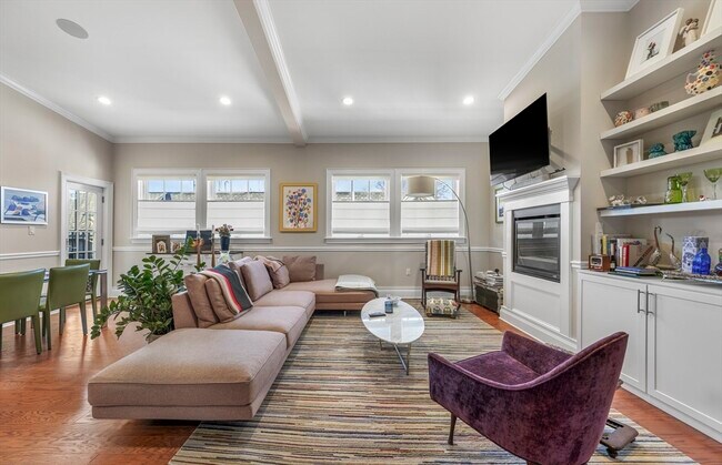 Foto del edificio - 616 E 4th St