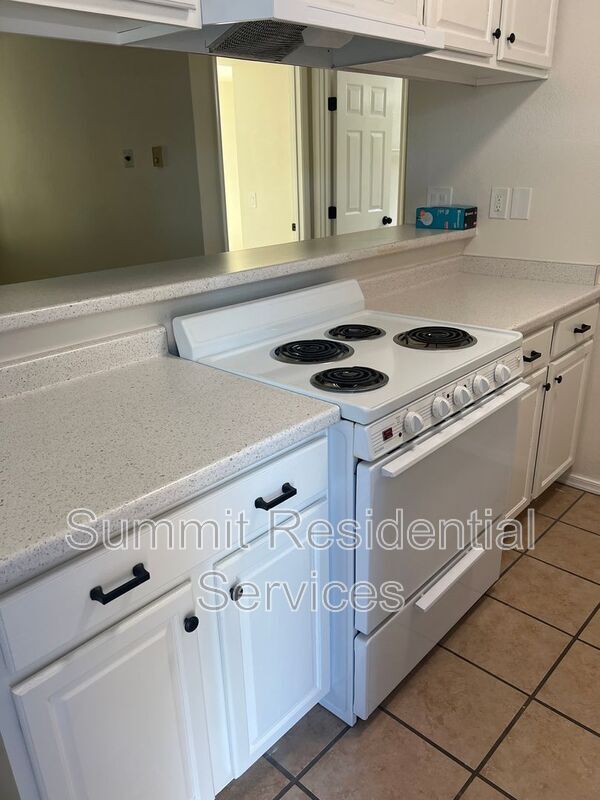 Photo - 932 N. Belvedere Ave.