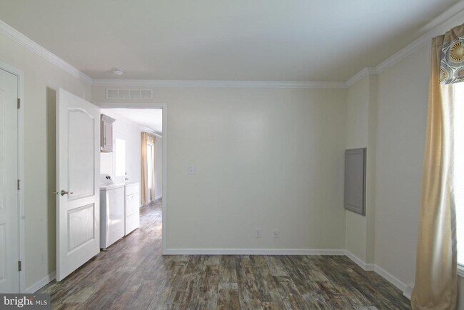 Foto del edificio - 123 Carnation Dr