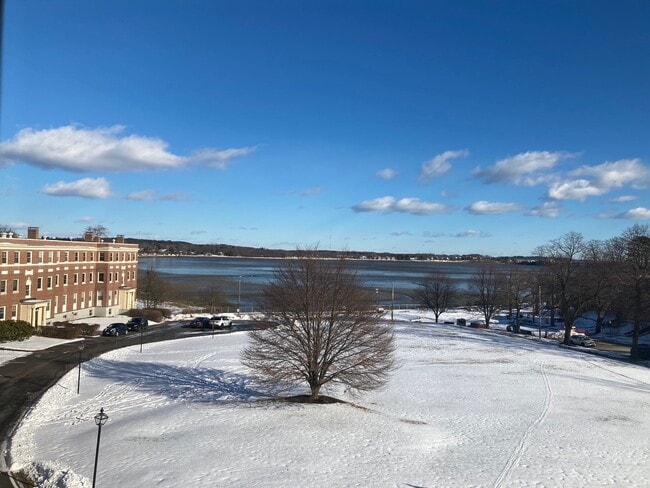 Building Photo - 9 Ricker Park