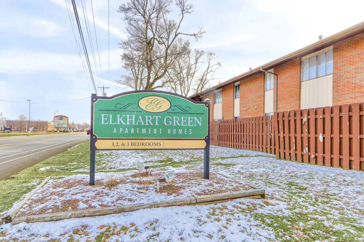 Foto principal - Elkhart Green Apartments