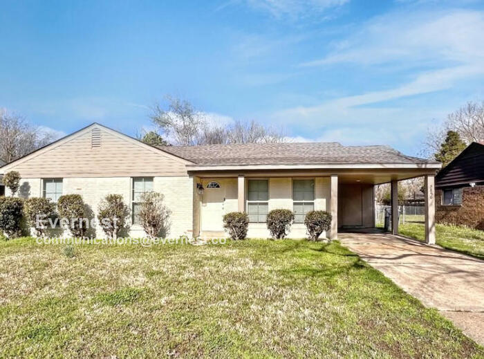 Primary Photo - 2880 Normandy Dr
