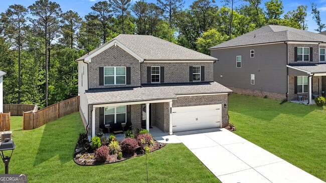 Building Photo - 3450 Sycamore Dr