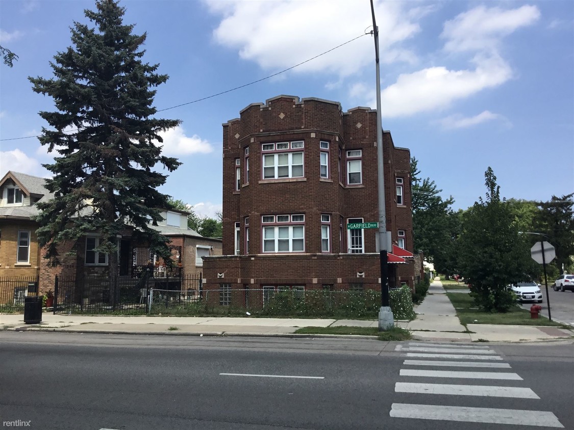 Foto principal - 1900 W Garfield Blvd
