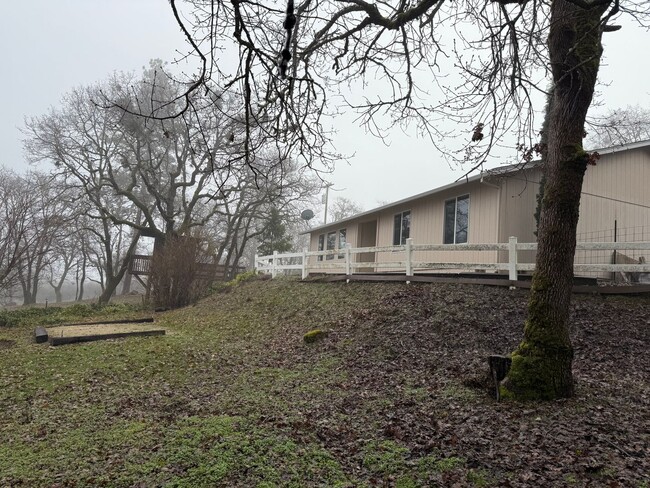 Foto del edificio - Rural House in the outskirts of Eagle Point