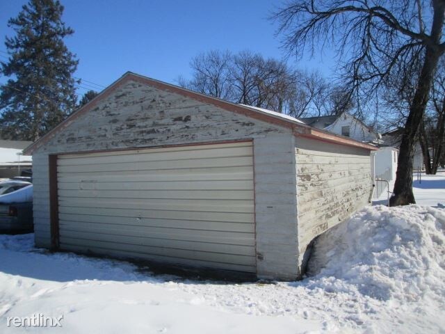 Building Photo - 2 br, 1 bath House - 418 Cherry St