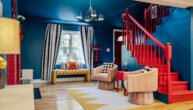 Foto del edificio - 223 Paxinos Dr