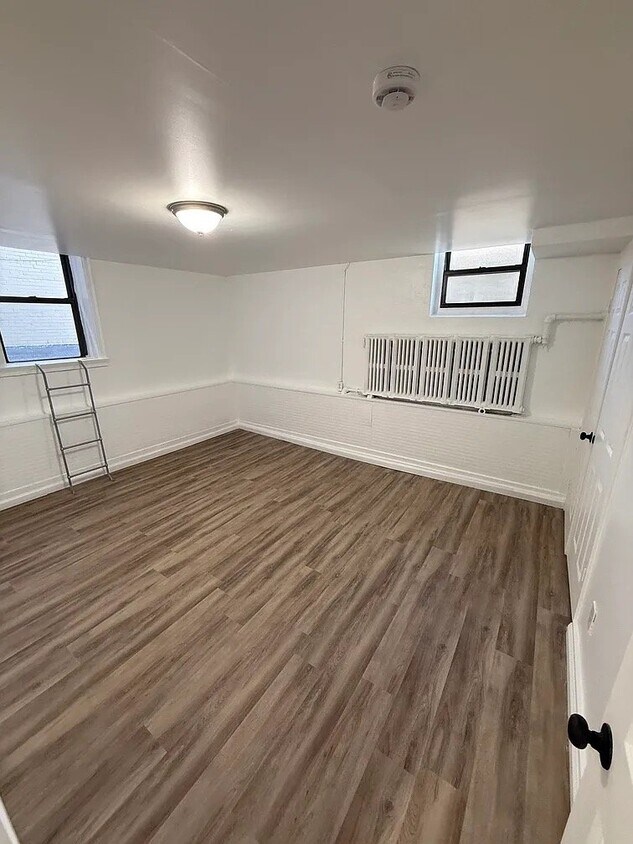 Foto del edificio - 214 Glenwood Ave