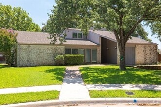 Building Photo - 742 Hummingbird Cir