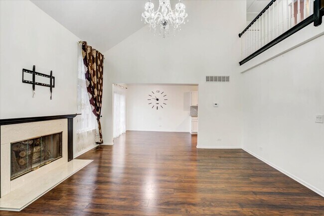 Building Photo - 2867 Alandale Cir