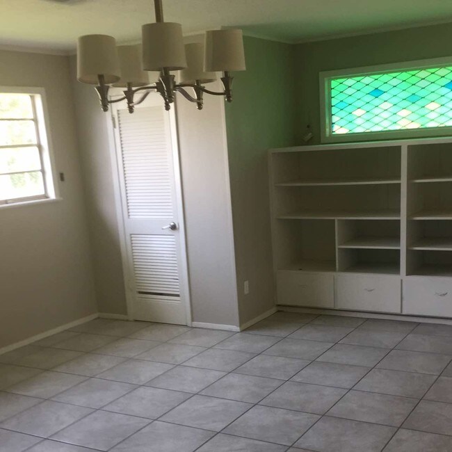 1147 Patricia Dr, Bossier City, LA 71112 House Rental in Bossier City