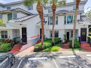 Building Photo - 725 SW 148th Ave