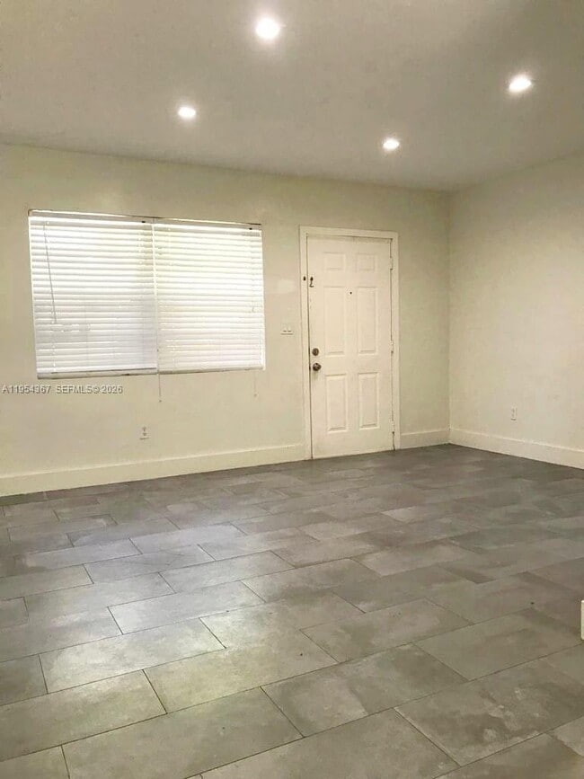 Foto del edificio - 17031 NE 21st Ave