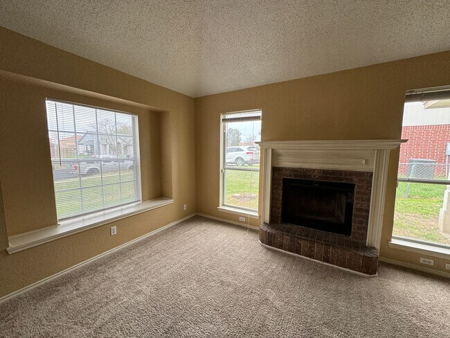 Building Photo - 3-Bedroom House for Rent in Killeen