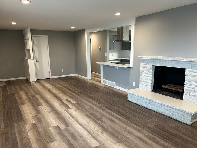 Foto del edificio - 4803 S Memory Ln