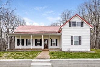 Building Photo - 587 Shun Pike