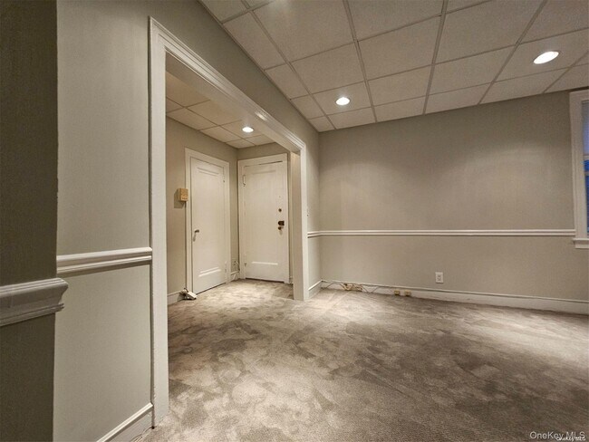 Foto del edificio - 30 Shipherd Ave