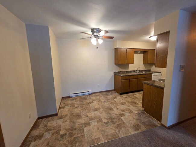 Foto del edificio - 1925 Sylvan Way