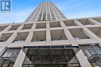 Building Photo - 30-830 Elm Dr W
