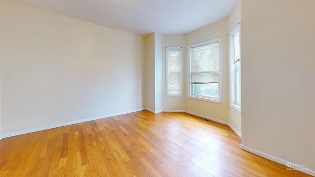 Foto del edificio - 15-17 Langdon St. Unit 15-1