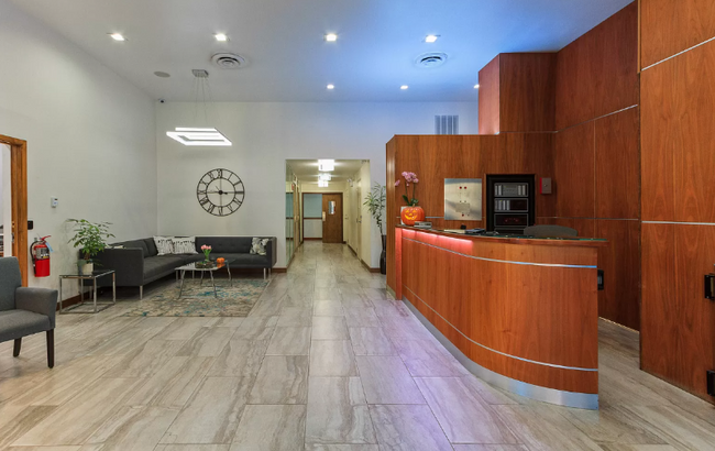 Foto del edificio - 6325 N Sheridan Rd