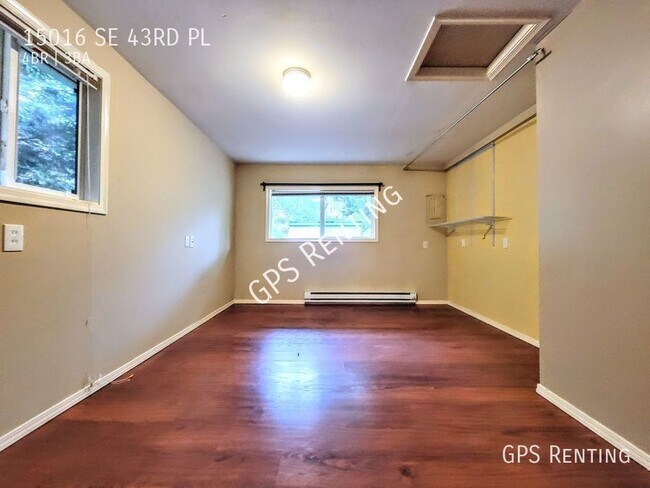 Foto del edificio - Beautiful Bed 4, Bath 1.5, home!
