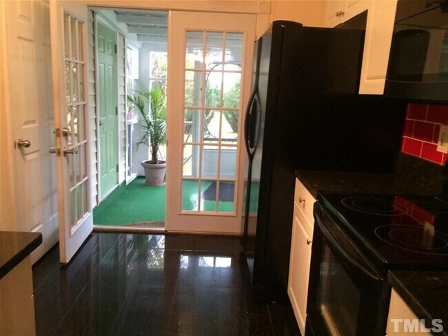 Building Photo - 6011 Osprey Cove Dr